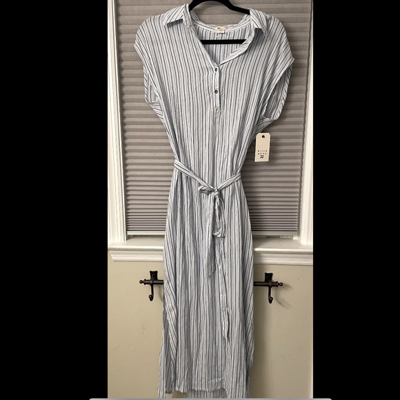 Billabong Dress - Picture 1 of 3